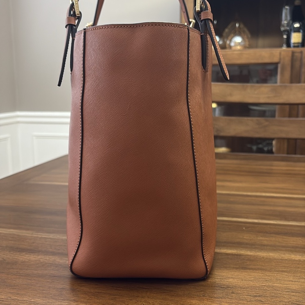 💥💥SOLD💥💥Tory Burch York Buckle Tote Bag - Picture 6 of 16